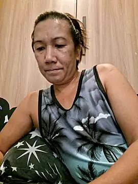 hotedhale online show from 02-06-26, 07:02