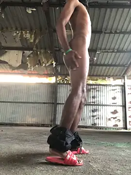 Snapshot of kavi1q1 chatting on 10-28-25, 12:58 kavi1q1 online show from 10-28-25, 12:58