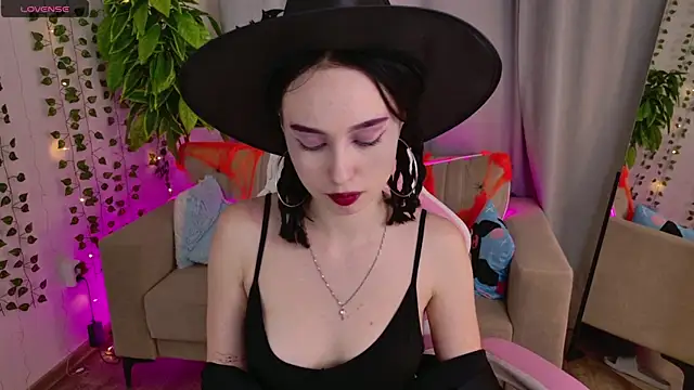 MonikaCarter online show from 10-30-25, 02:40