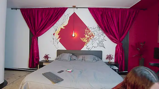 Maylu Fox online show from 10-17-25, 12:41