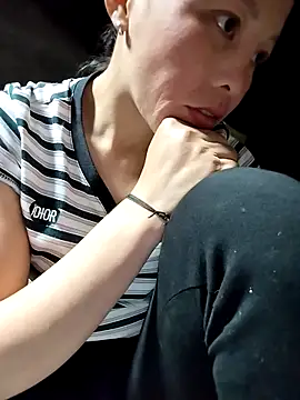 Snapshot of Sinejdk3 chatting on 11-09-25, 03:05 Sinejdk3 online show from 11-09-25, 03:05