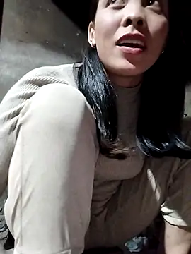 Snapshot of Sinejdk3 chatting on 11-19-25, 09:42 Sinejdk3 online show from 11-19-25, 09:42