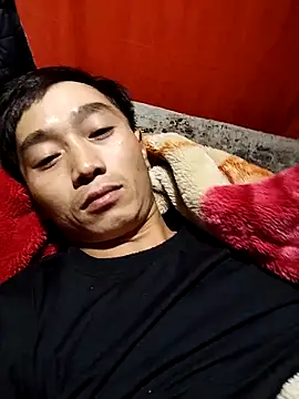 Snapshot of Boytasexy chatting on 10-29-25, 01:02 Boytasexy online show from 10-29-25, 01:02