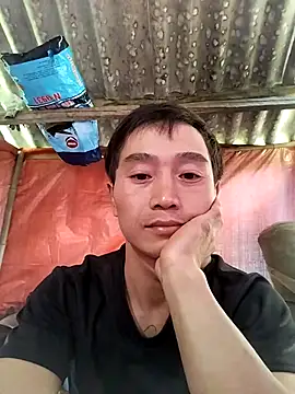 Snapshot of Boytasexy chatting on 11-28-25, 05:32 Boytasexy online show from 11-28-25, 05:32