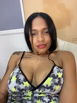 Luna025 online show from 11-02-25, 05:43