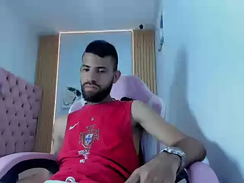 adri sexboy229 online show from 10-01-25, 01:22