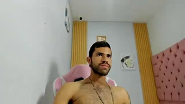 adri sexboy229 online show from 10-28-25, 07:45