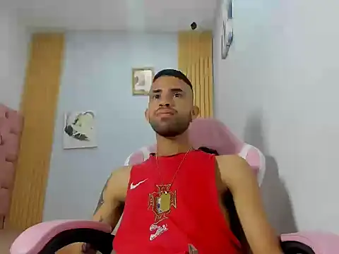 adri sexboy229 online show from 11-11-25, 07:30