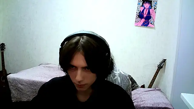 Snapshot of TemptVelvet chatting on 09-23-25, 02:42 TemptVelvet online show from 09-23-25, 02:42