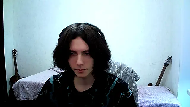 Snapshot of TemptVelvet chatting on 09-29-25, 02:38 TemptVelvet online show from 09-29-25, 02:38