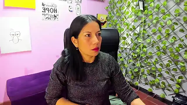 Megan Collinss  online show from 01-13-26, 01:38