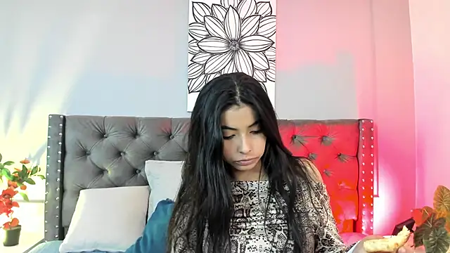 sophiielust online show from 09-08-25, 02:16
