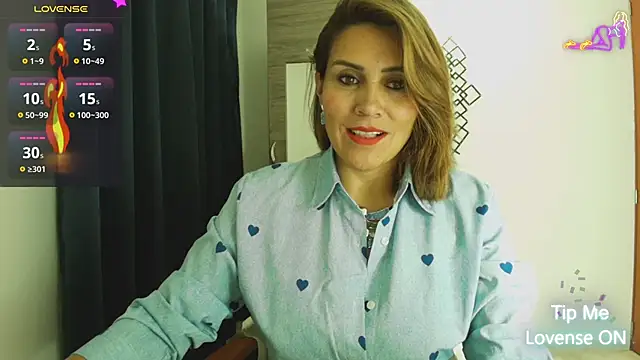 Snapshot of Marysexy73 chatting on 10-20-25, 09:32 Marysexy73 online show from 10-20-25, 09:32