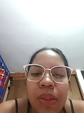 CloeeHills  online show from 09-13-25, 12:32
