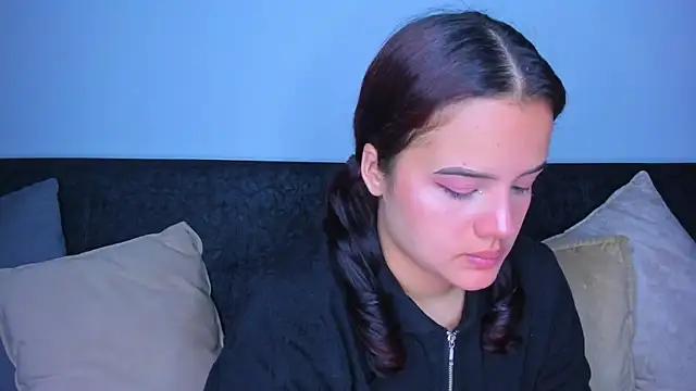 sweet lily26 online show from 11-14-25, 05:17