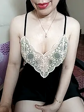 Moona heny online show from 04-16-26, 12:17