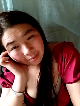 quynhkoolbae online show from 11-18-25, 05:23