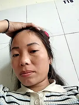 Annaacutee online show from 10-19-25, 01:17