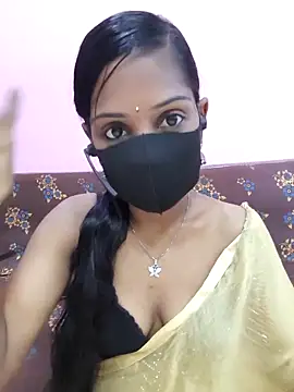 Snapshot of mounika26 chatting on 09-19-25, 05:53 mounika26 online show from 09-19-25, 05:53