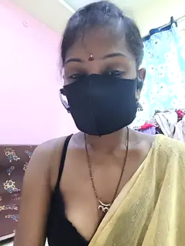 Snapshot of mounika26 chatting on 09-22-25, 06:15 mounika26 online show from 09-22-25, 06:15