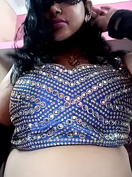 Snapshot of Panchi2 chatting on 11-01-25, 03:41 Panchi2 online show from 11-01-25, 03:41