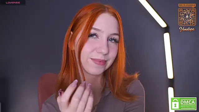 Venelopa online show from 12-22-25, 02:25