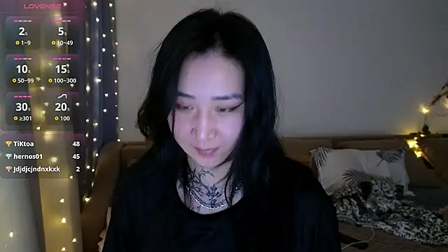 EvaDior13 online show from 11-20-25, 02:01