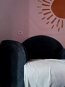 KisaVixen online show from 12-04-25, 09:51