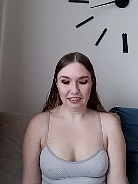 KisaVixen online show from 02-21-26, 11:44