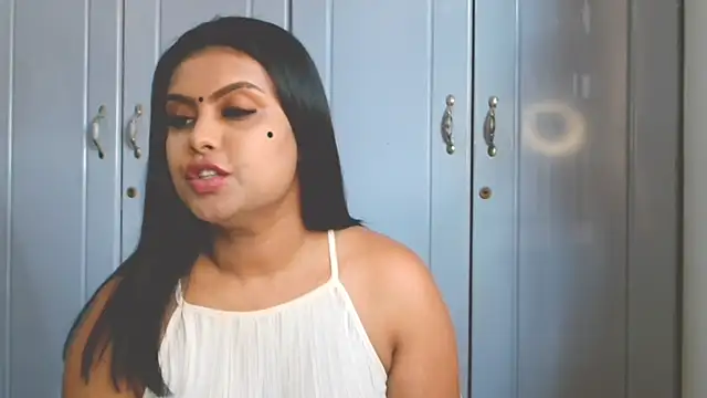 Indian GlowingMiax online show from 10-10-25, 12:15