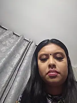 Indian GlowingMiax online show from 11-18-25, 01:33