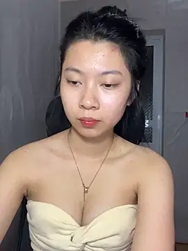 Snapshot of Phthao chatting on 11-21-25, 03:22 Phthao online show from 11-21-25, 03:22
