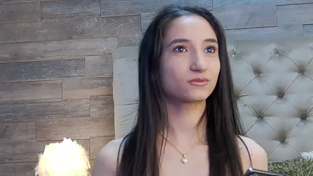 CarolinaBlair online show from 12-21-25, 08:10