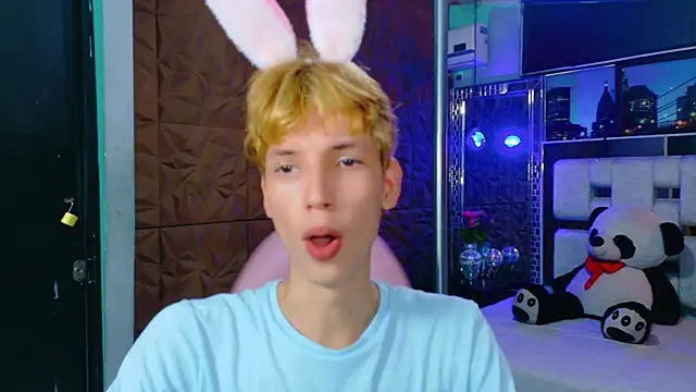 park jimin1 online show from 10-12-25, 01:10