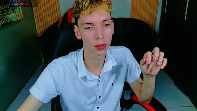 park jimin1 online show from 11-23-25, 03:12