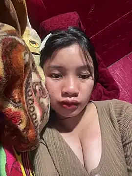 Snapshot of beobeo_2xx chatting on 02-18-26, 12:50 beobeo 2xx online show from 02-18-26, 12:50