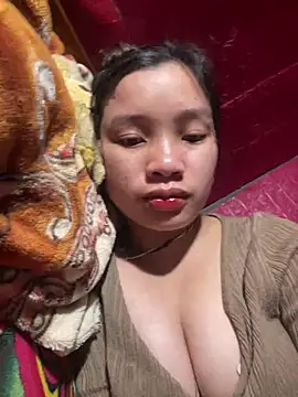 Snapshot of beobeo_2xx chatting on 03-21-26, 12:48 beobeo 2xx online show from 03-21-26, 12:48