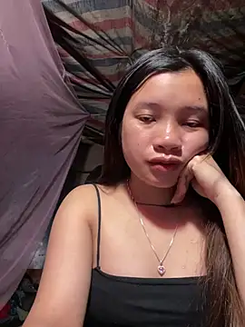 Snapshot of beobeo_2xx chatting on 04-12-26, 11:10 beobeo 2xx online show from 04-12-26, 11:10