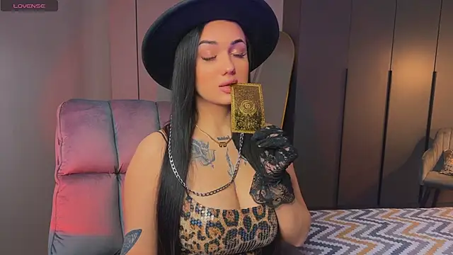 mygoddesshecate online show from 10-05-25, 03:05