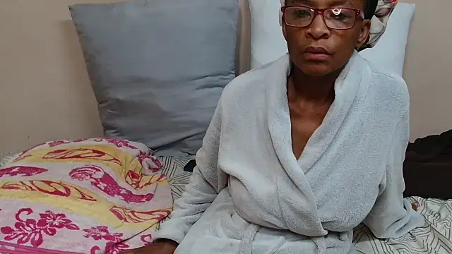 SugarPoppy24xxx online show from 10-29-25, 09:22