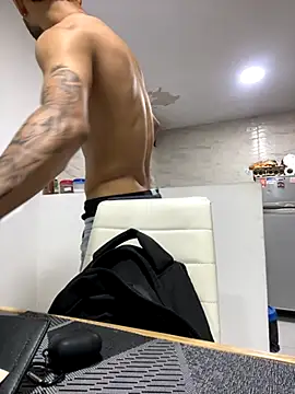 Snapshot of Nas-z09 chatting on 09-09-25, 01:38 Nas-z09 online show from 09-09-25, 01:38