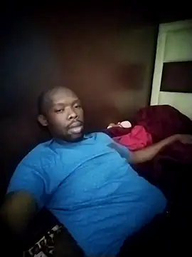 Snapshot of TinnyVsGiant chatting on 09-12-25, 01:55 TinnyVsGiant online show from 09-12-25, 01:55