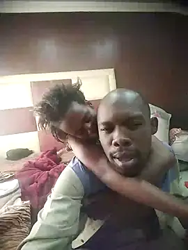 Snapshot of TinnyVsGiant chatting on 12-04-25, 09:29 TinnyVsGiant online show from 12-04-25, 09:29