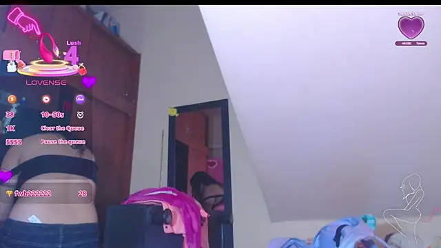 Snapshot of catalina_saenz19 chatting on 10-22-25, 01:39 catalina saenz19 online show from 10-22-25, 01:39