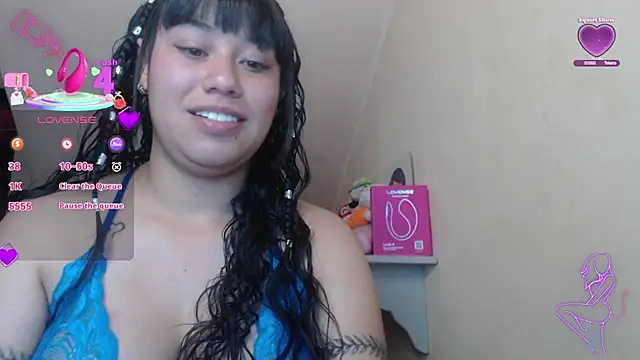 Snapshot of catalina_saenz19 chatting on 10-28-25, 11:51 catalina saenz19 online show from 10-28-25, 11:51