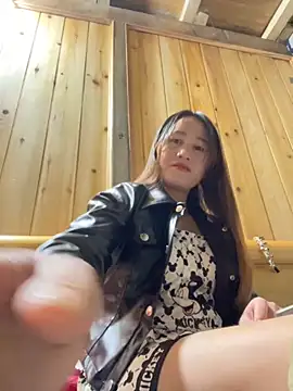 phungtiti online show from 11-13-25, 02:10