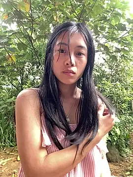 EmLy02 online show from 10-17-25, 02:37