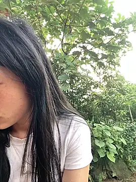 EmLy02 online show from 10-18-25, 11:49