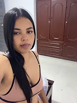 CandyCrazzy03 online show from 09-19-25, 03:52