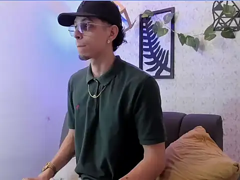 nicolai drake online show from 10-12-25, 01:04